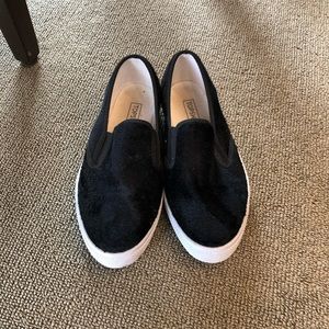 Women's shoes